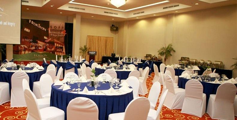 Horison Kendari Hotel Bagian luar foto